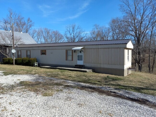 Primary Photo - 2 Bedroom In Mount Sterling!