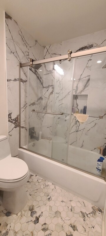 Building Photo - 5750 Friars Rd