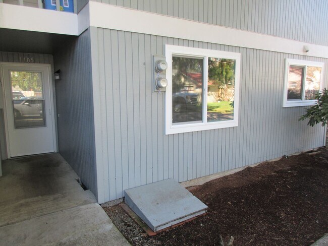 Building Photo - One Bedroom Apartment by Bush Park