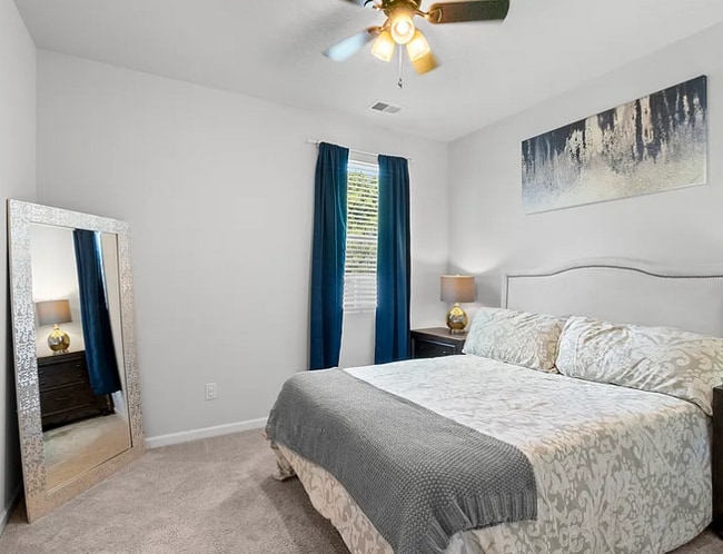 Building Photo - 5049 Hunters Village Dr