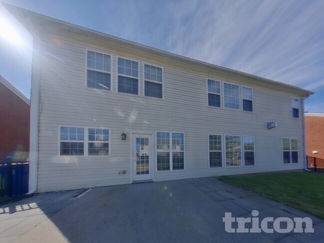 Building Photo - 2020 Universe Ct