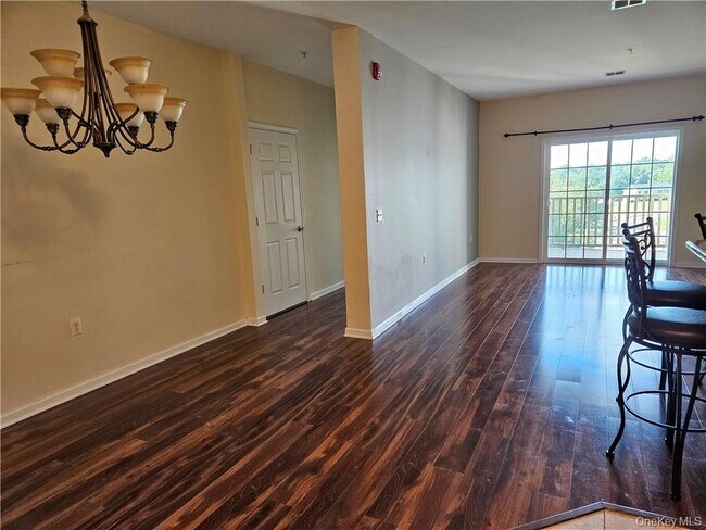 Building Photo - 934 Tower Ridge Cir