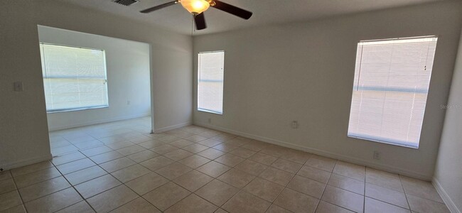 Building Photo - 4755 SW 151st Pl