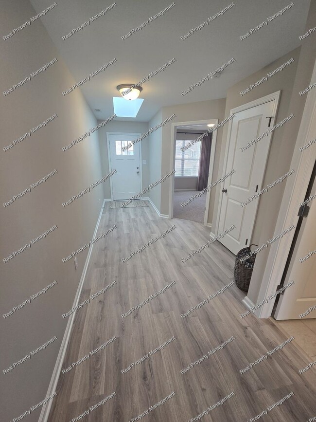 Building Photo - New Maintenance Free Two Bedroom Duplex