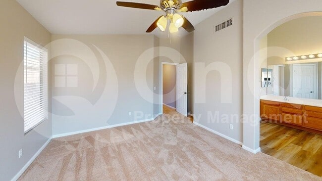 Building Photo - 4722 E Verbena Dr