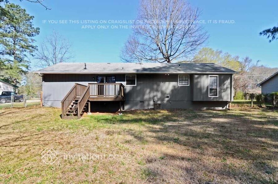 Building Photo - 837 Cochise Trail SE