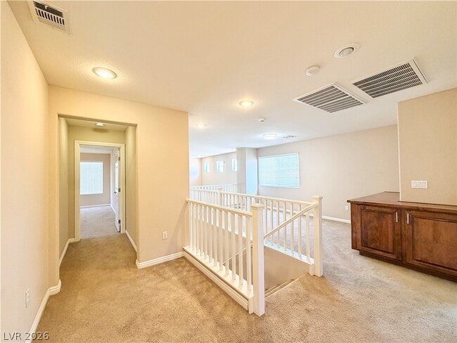 Building Photo - 10360 Blue Ginger Dr