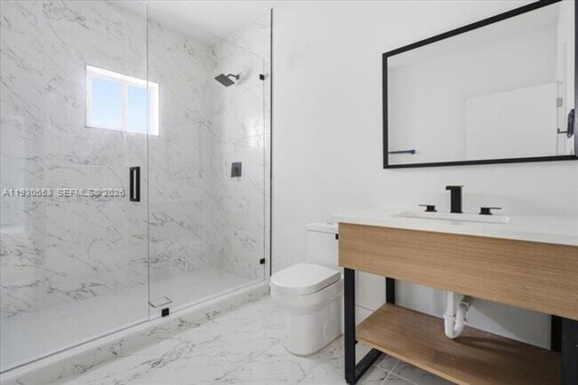 Building Photo - 1126 NW 28th St