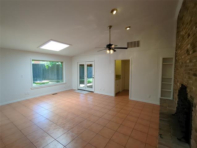 Building Photo - 9115 Boedeker Cir
