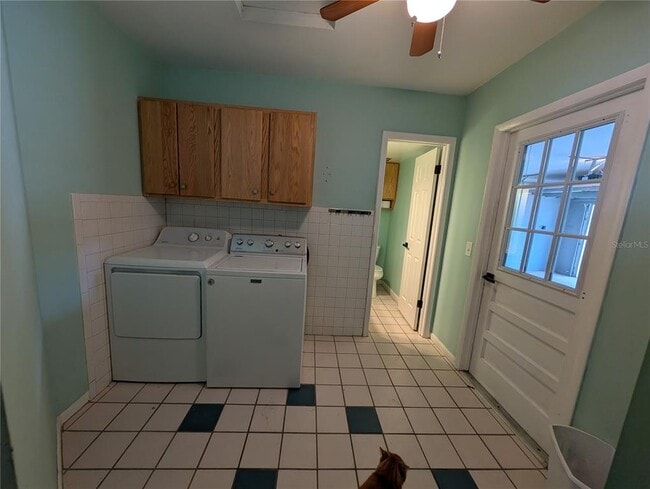 Building Photo - 1117 Lakemont Dr