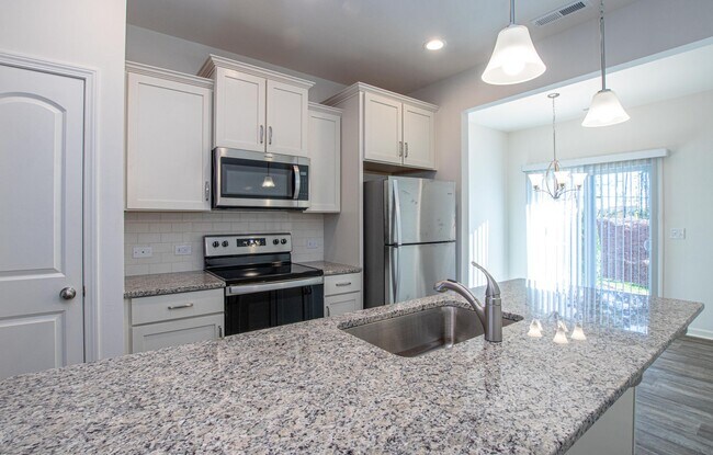 Building Photo - BEAUTIFUL 2 Bedroom Townhome in Cox Mill District AVAILABLE JUNE 2026