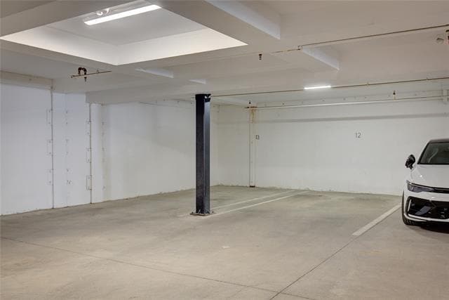 Building Photo - 3923 Cole Ave