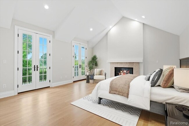 Building Photo - 1897 Norfolk St