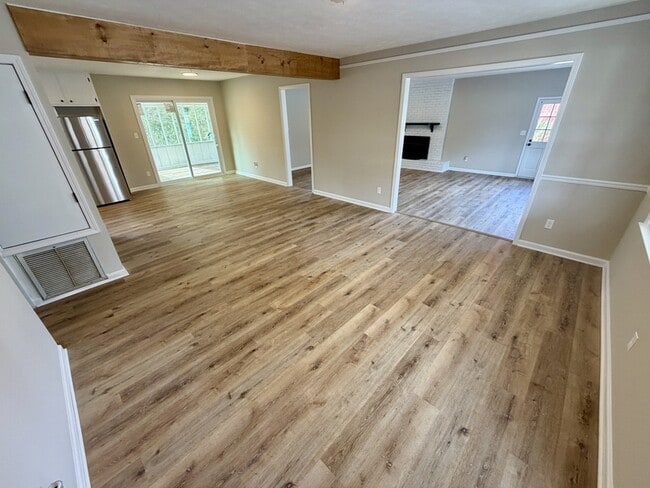 Building Photo - 80 Glenn Burnie Dr