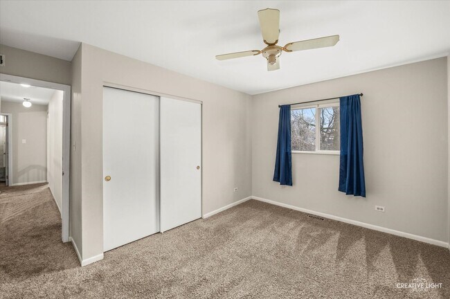 Building Photo - 8119 Oriole Dr