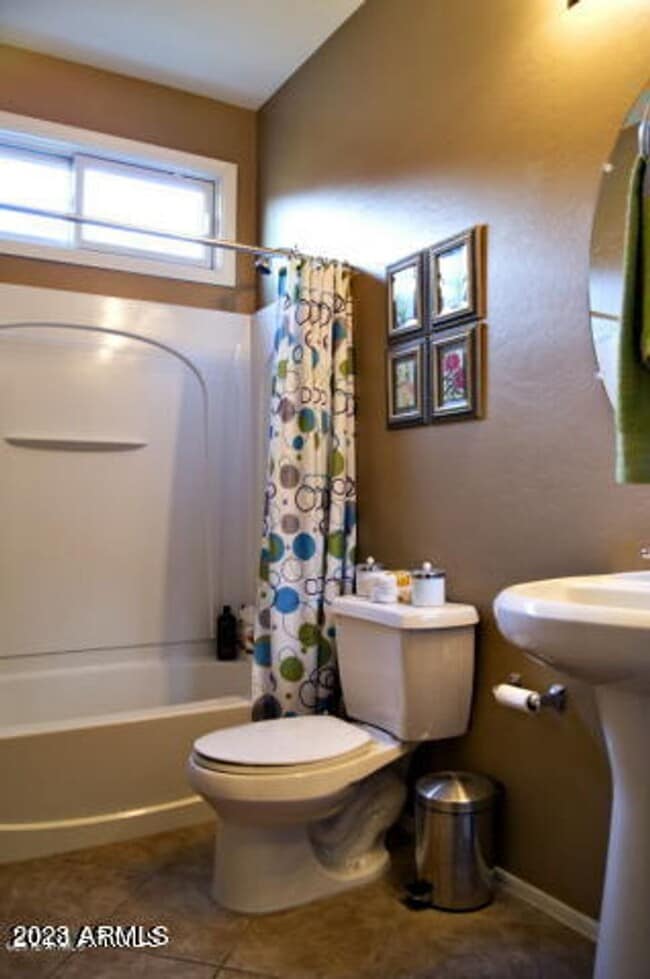 Building Photo - 5713 S 21st Pl