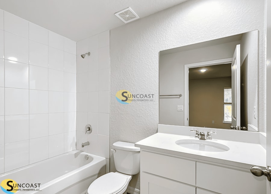 Building Photo - 183 Midway Rd