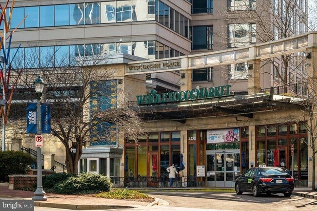 Building Photo - 4515 Willard Ave