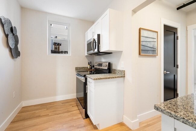 Building Photo - 40 Butler Rd