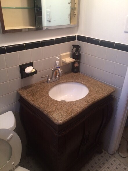 Building Photo - 6309 Marsh Ave NW