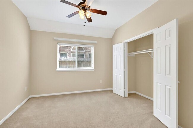Building Photo - 6018 Tapestry Dr