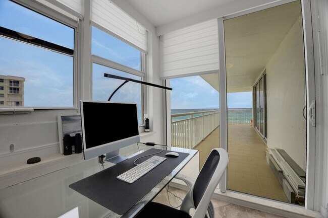 Building Photo - 3546 S Ocean Blvd
