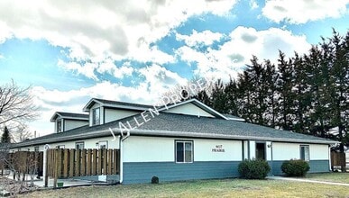 Building Photo - 607 W Michigan Ave