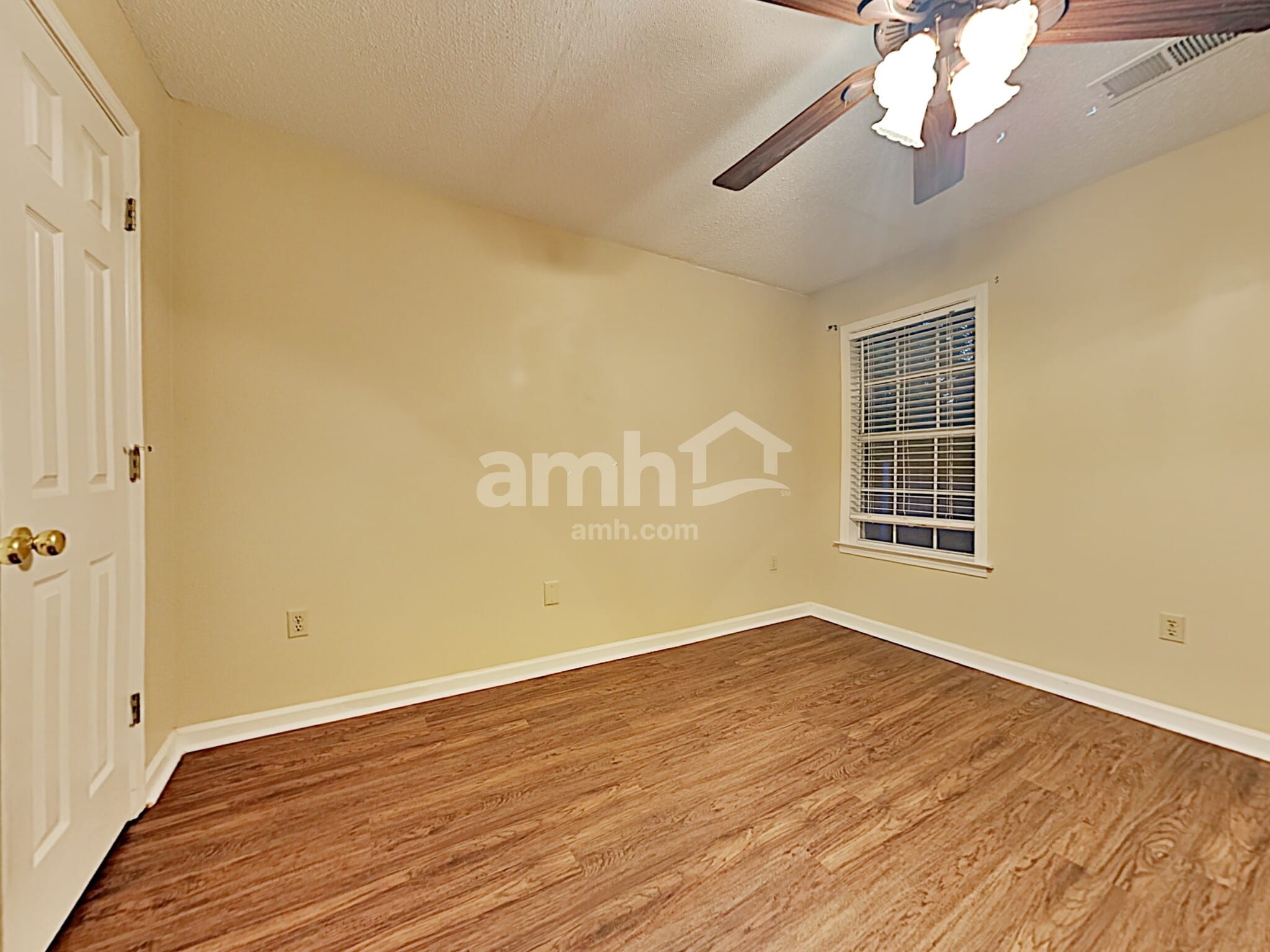 Building Photo - 9357 Bryant Trent Blvd