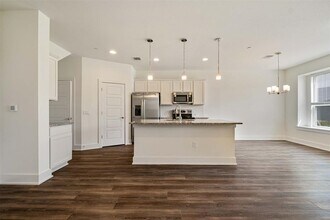 Building Photo - 11202 Gadsen Ln