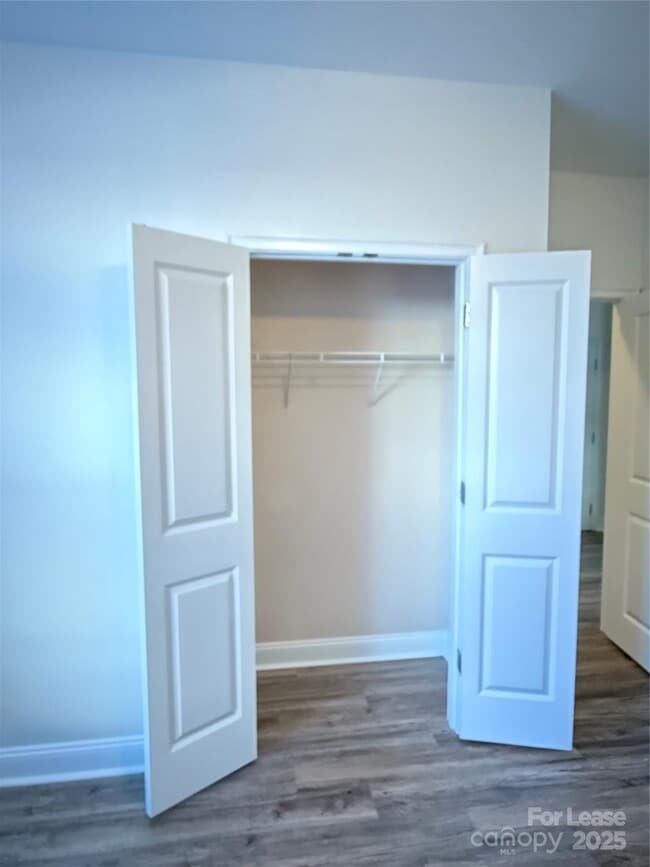 Building Photo - 1310 Kenilworth Ave