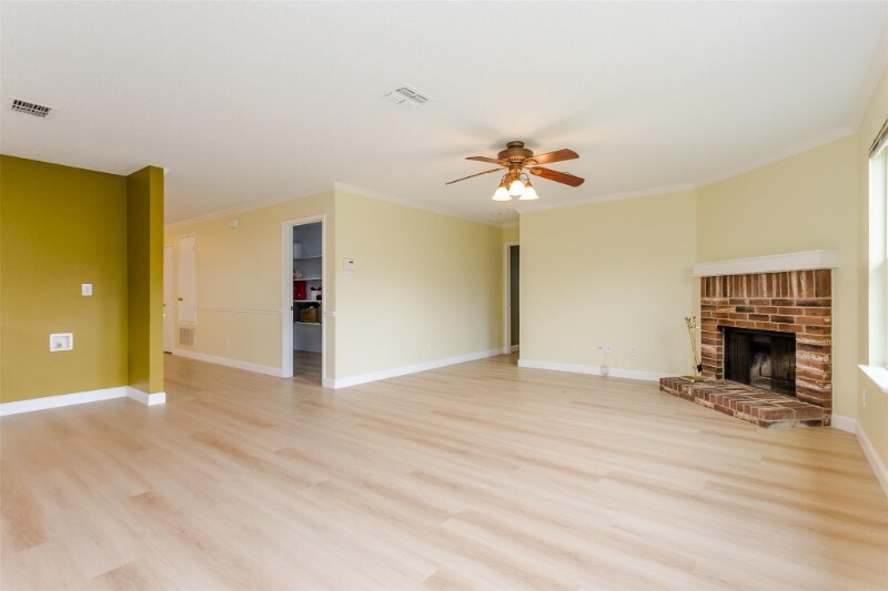 Building Photo - 1434 Foxwood Ln