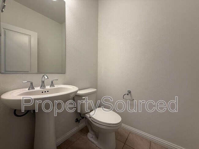 Building Photo - 2703 Rabbit Holw Dr
