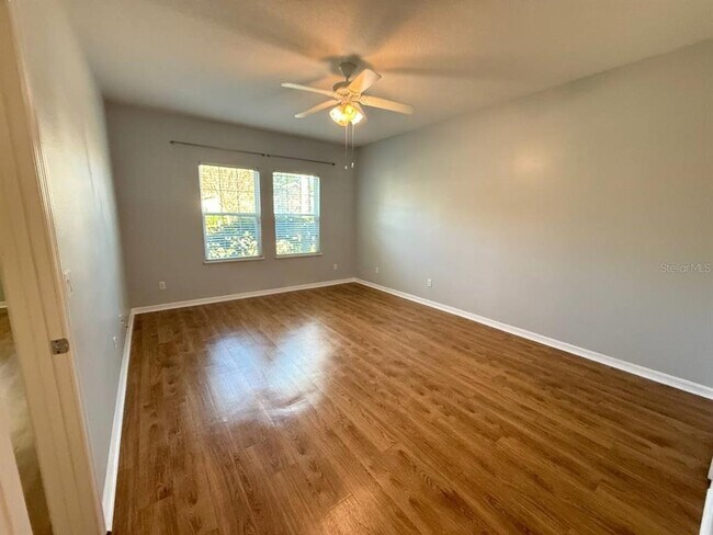 Building Photo - 620 del Pilar Dr