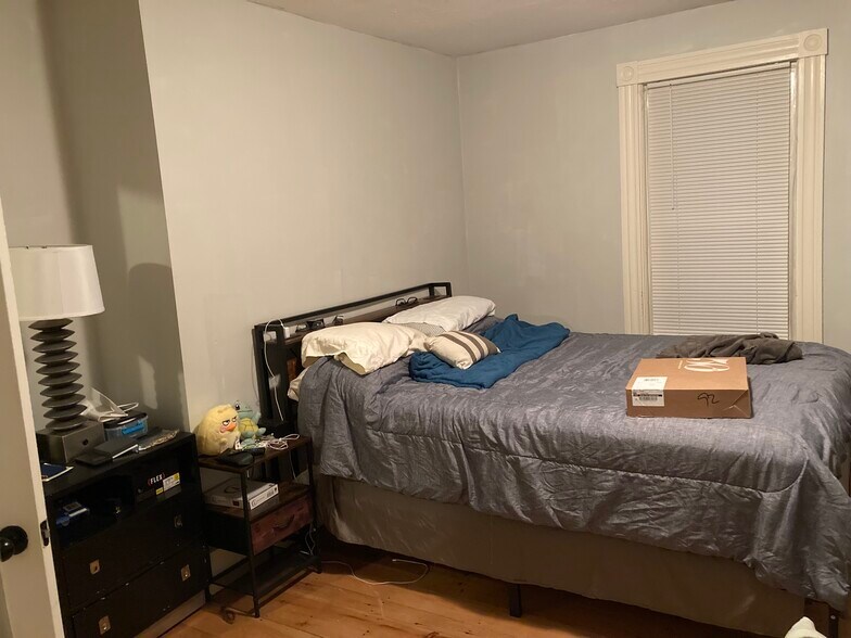 Building Photo - 155 Hill St