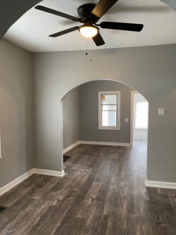 Building Photo - 1445 Dr Martin Luther King Dr