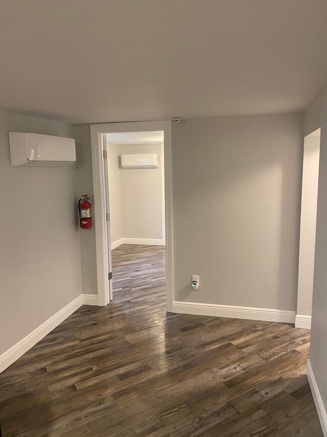 Building Photo - 186 N Lancaster St