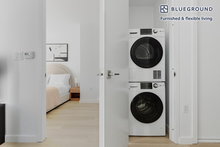 Building Photo - 150 Lawrence St