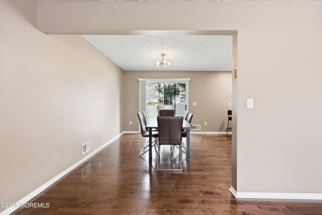 Building Photo - 1161 Anthony Ct