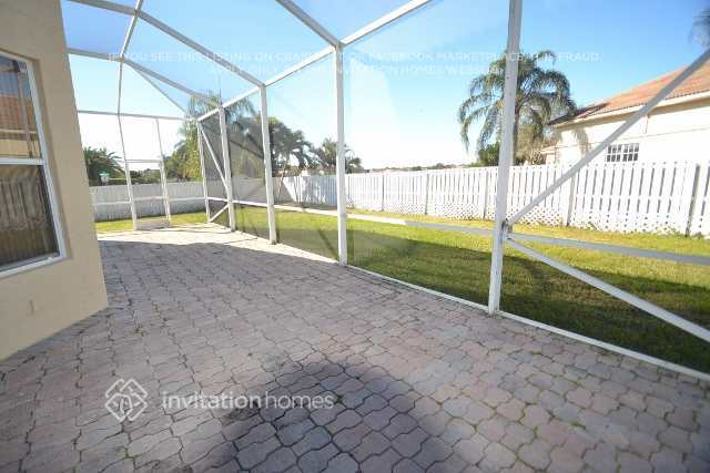 Building Photo - 7777 Thornlee Dr