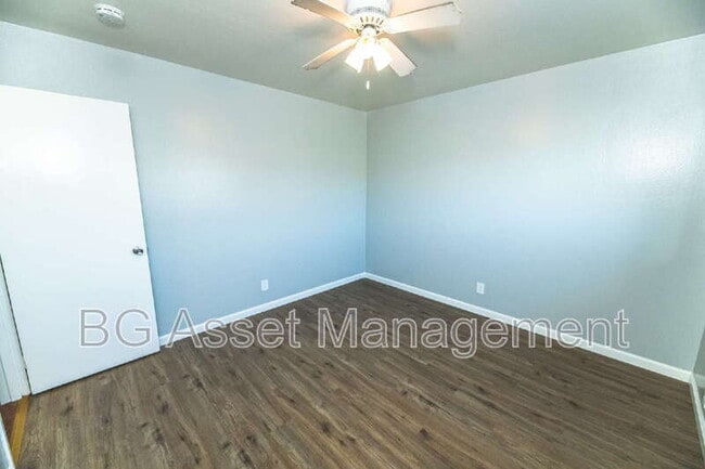 Building Photo - 1938 Ethan Wy