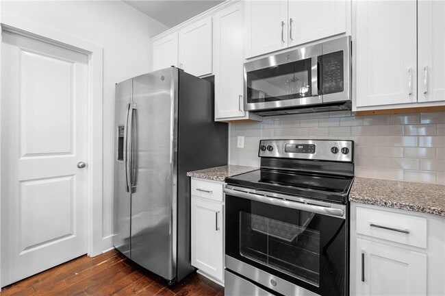 Building Photo - 5402 Brooklands Dr