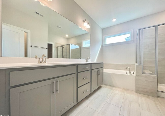 Building Photo - 1148 Topaz Cave Cir