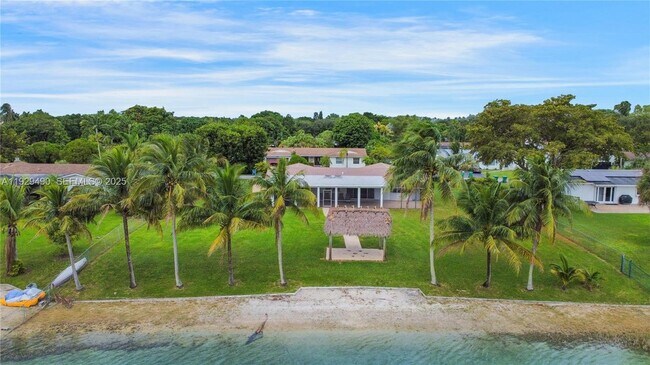 Building Photo - 10962 SW 117th St