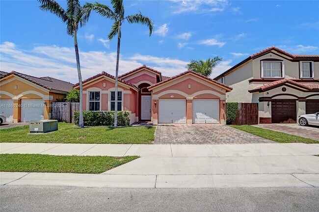 Building Photo - 15385 SW 93rd Ln