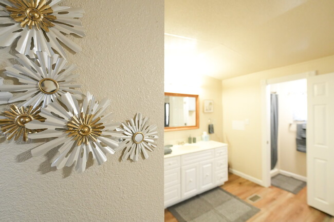 Building Photo - Cozy Fully Furnished 2-Bed with a Movie Ro...