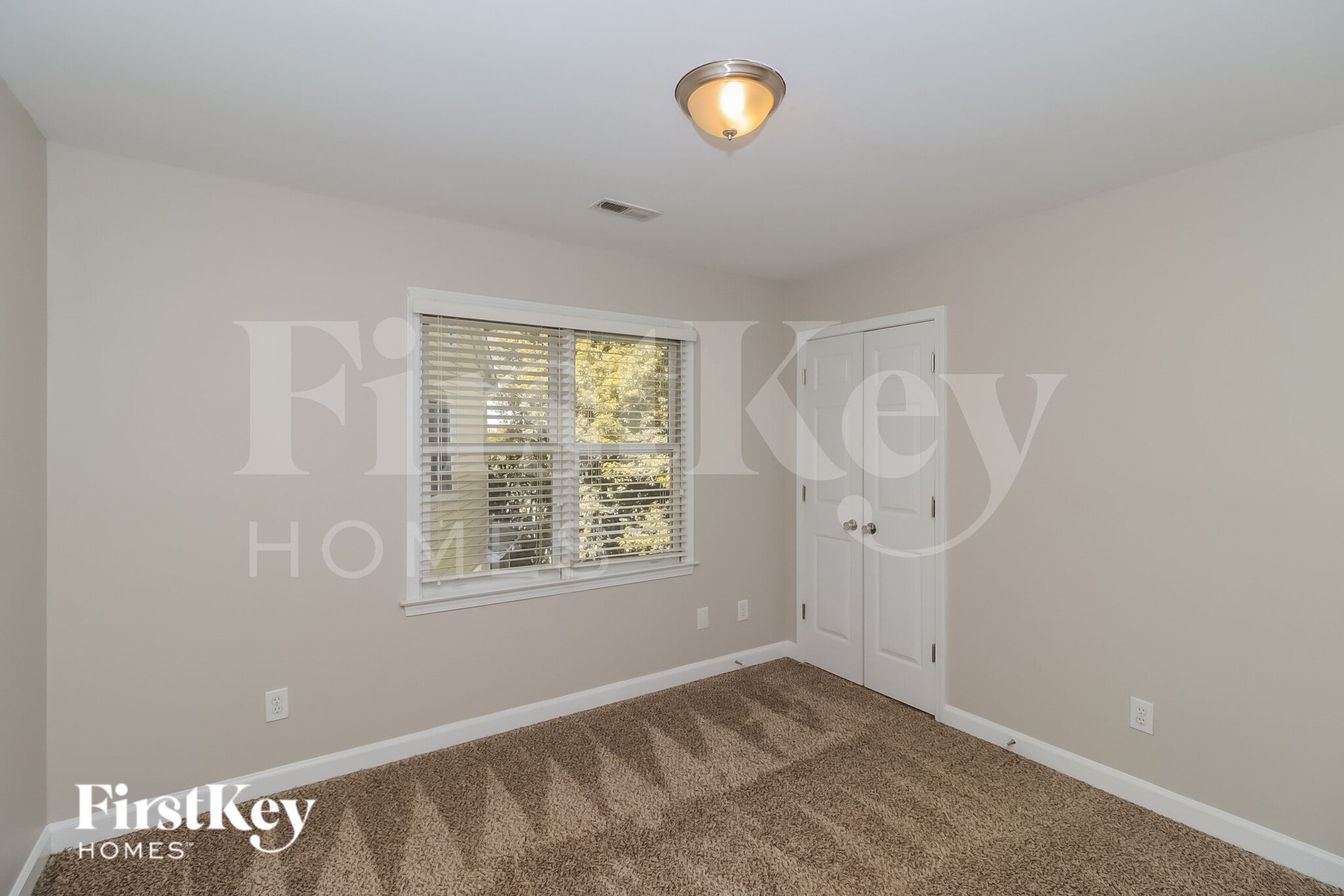 Building Photo - 9423 Holly Bend Ln