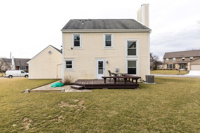 Building Photo - 2236 Sunleaf Ct