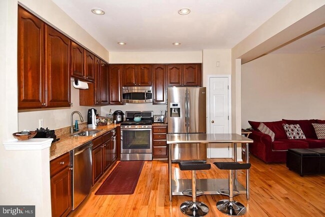 Building Photo - 25445 Carberry Dr