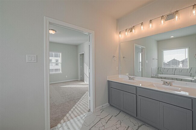 Building Photo - 31139 Mahogany Fir Trl