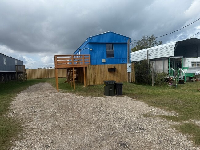 Building Photo - 428 15th St